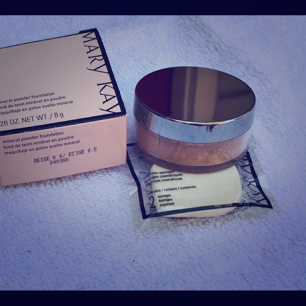 Mary Kay Mineral powder beige .05